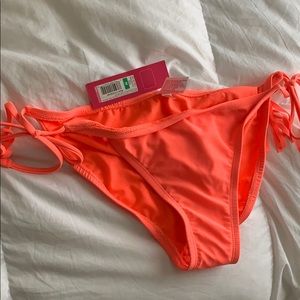 Brand new bikini bottoms